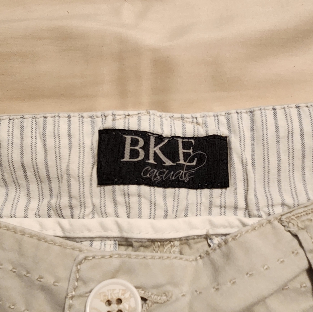 BKE Bermuda shorts - Picture 2 of 5